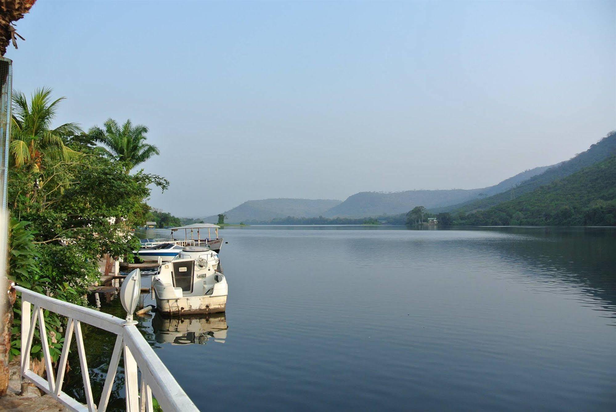 Akosombo Continental Hotel 外观 照片