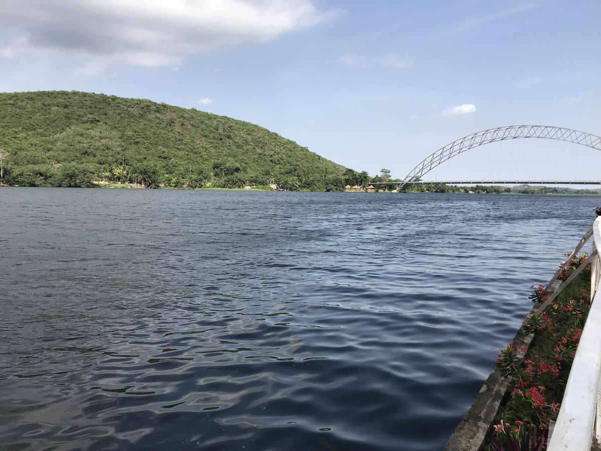 Akosombo Continental Hotel 外观 照片